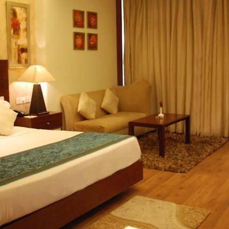 The Victoria Grand Hotel & Spa Kasauli Esterno foto