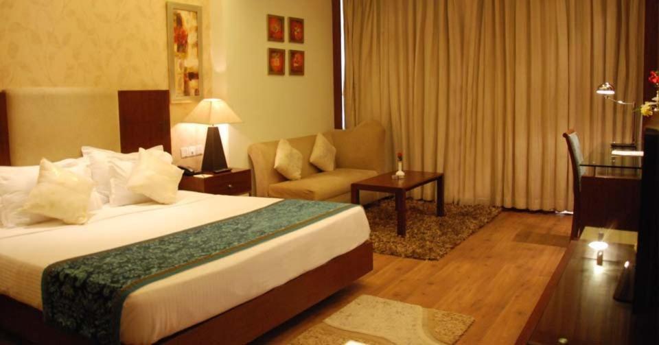 The Victoria Grand Hotel & Spa Kasauli Esterno foto