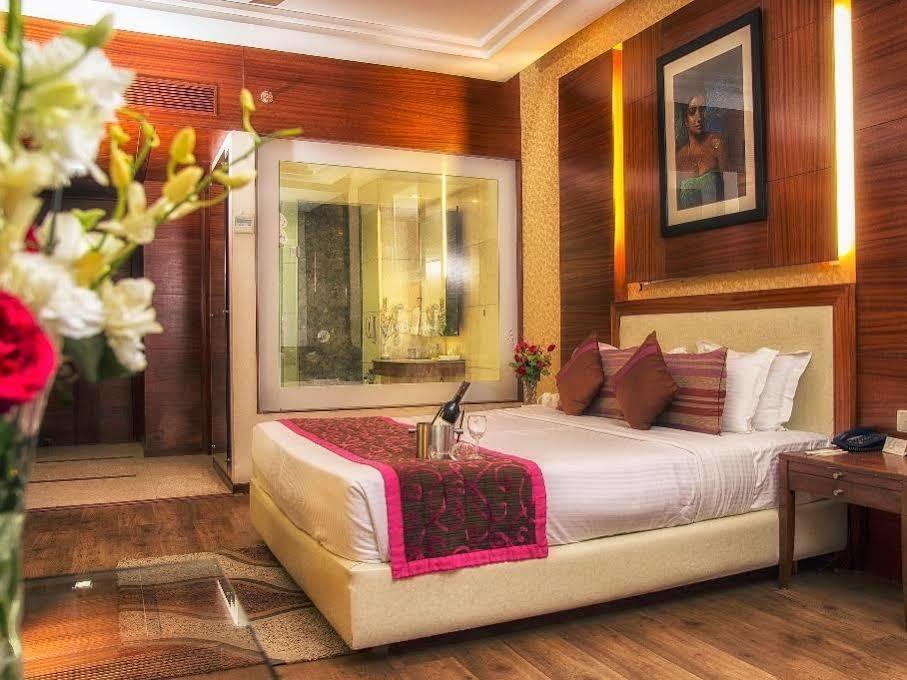 The Victoria Grand Hotel & Spa Kasauli Esterno foto